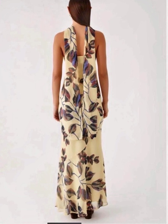 Peppermayo Dresses & Skirts - Peppermayo Under The Pagoda Maxi Dress Floral Cream Size 12